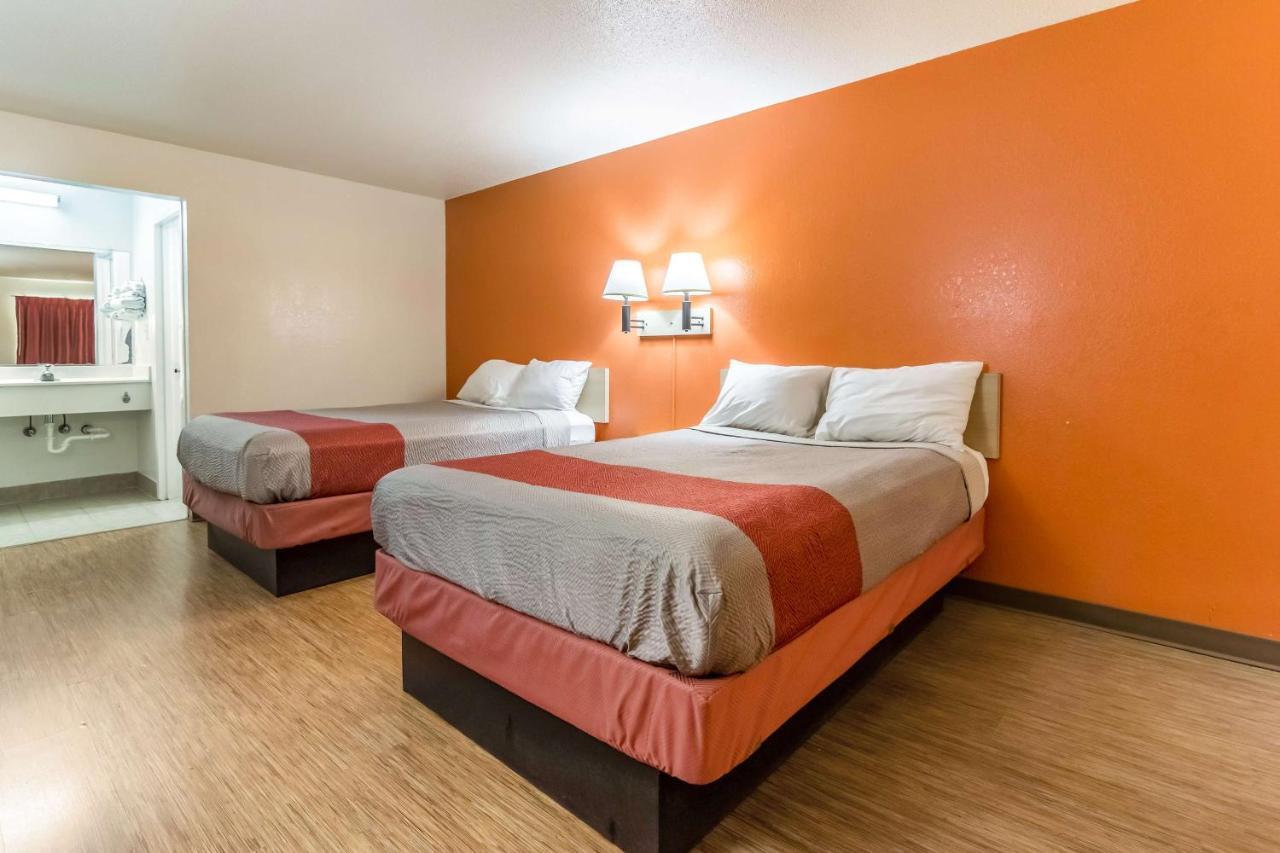 Motel 6-Raleigh, Nc - Кері Екстер'єр фото